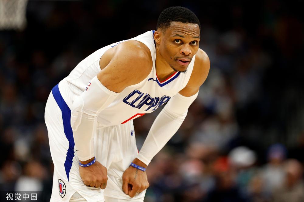 他们不仅成 他们不仅成