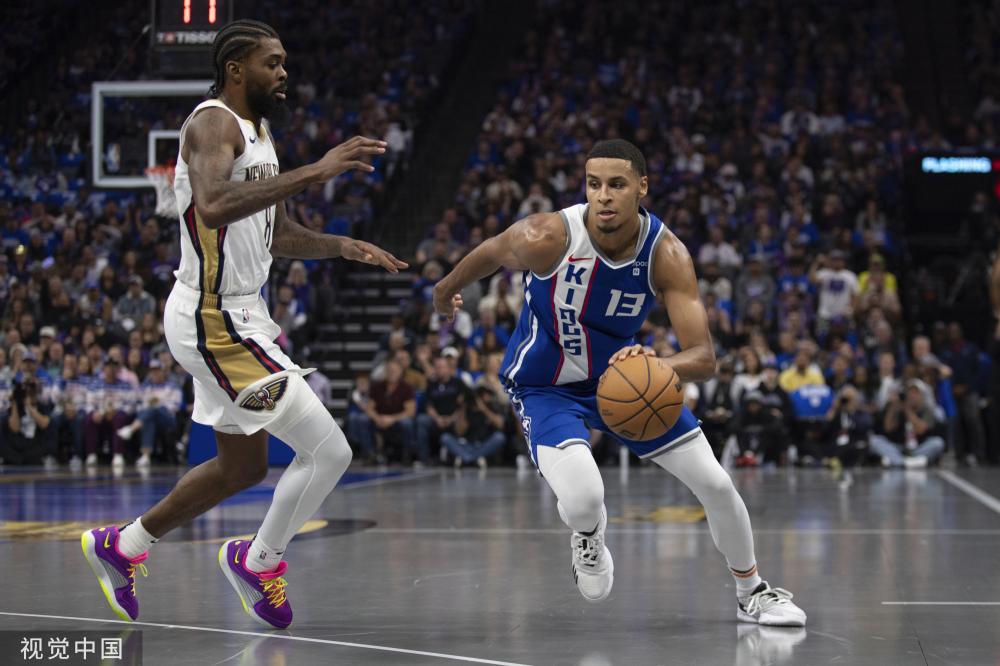 光为两年超 光为两年超