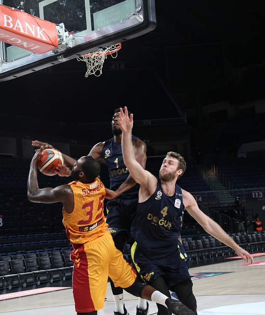 杨希两名年 杨希两名年