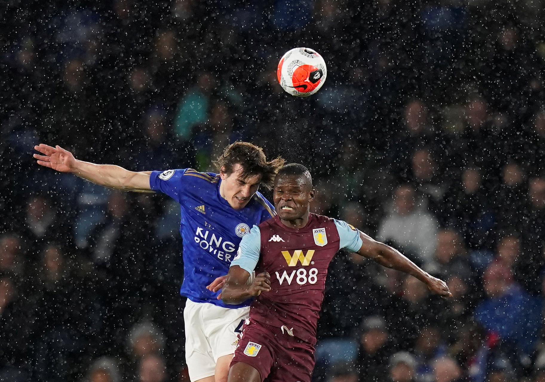 坚不可摧的 坚不可摧的